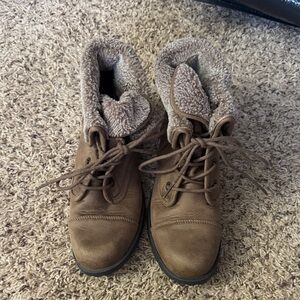 Self Esteem Brown Lace-Up Boots with Cozy Lining